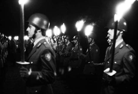 Fackelmarsch und Eid der Bundeswehr 1978 DEU, Deutschland, Nordkirchen: Fackelmarsch zum Eid der Soldaten der Bundeswehr am 07.06.1978 in Nordkirchen. DEU, Germany, Nordkirchen: Torch march on the oath of the soldiers of the Bundeswehr on June 6, 1978 in Nordkirchen. NRW