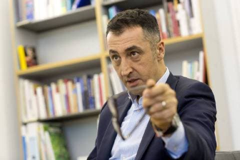 Germany Berlin Interview and Portrait with Cem Özdemir B90 Green 23 11 2017