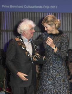27-11-2017 Amsterdam Queen Maxima during the Prince Bernhard Cultuurfonds award at the Muziekgebouw aan ’t IJ in Amsterdam. The award, 150.000 euro, was presented to writer Geert Mak.  Copyright: xPPE WERFx