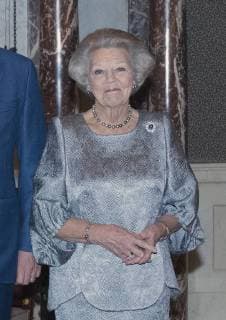 28-11-2017 Amsterdam Princess Beatrix during the Erasmusprize ceremony at the Koninklijke paleis in Amsterdam. The King, patron of the Praemium Erasmianum foundation, and the board has awarded the 150.000 euro prize to the Canadian scientist Michele Lamont (1957). This years theme of the Erasmusprijs was ‘Knowledge, Power and Diversity’.  Copyright: xPPE POOLx