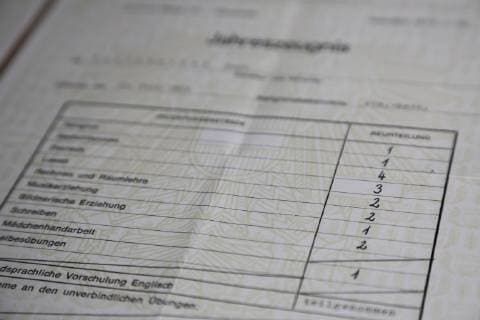 Certificate Sheet School education reform School grade assessment