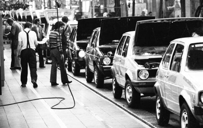 Golfproduktion 1979 in Wolfsburg DEU, Deutschland, Wolfsburg: Die Produktion des Golf im VW-Werk am 10.05.1979 in Wolfsburg. DEU, Germany, Wolfsburg: Production of the Golf in the VW factory on May 10, 1979 in Wolfsburg. Niedersachen
