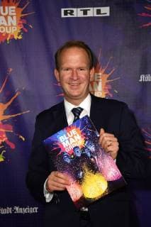 Stefan holes Managing Director of the Lanxess Arena comes to premiere of the Show Blue Man Group on 30 11 2017 in Cologne