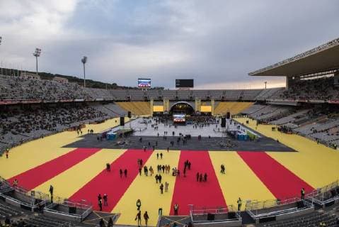 BARCELONA, SPAIN 2nd of DECEMBER. Concert to collect moeny for the political prisioners organized by Assamblea NAcional Catalana in Olyimpic Stadium Lluis Companys Cordon Press  MarcxGonzalezx xAFP7 Concert for freedom in Catalonia, Spain, Dec 02th 2017