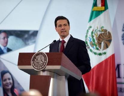 December 2, 2017 - Mexico, Mexico, MEXICO - President Enrique Pena Nieto meets with government employees and public servants on Saturday December 2, 2017 in the National Palace in Mexico City to highlight his government accomplishments and to reiterate his goals for next year, which is his last year. Mexico MEXICO - ZUMAp124 20171202_zaa_p124_004 Copyright: xJuanxCarlosxMoralesx