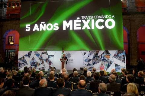 December 2, 2017 - Mexico, Mexico, MEXICO - President Enrique Pena Nieto meets with government employees and public servants on Saturday December 2, 2017 in the National Palace in Mexico City to highlight his government accomplishments and to reiterate his goals for next year, which is his last year. Mexico MEXICO - ZUMAp124 20171202_zaa_p124_008 Copyright: xJuanxCarlosxMoralesx