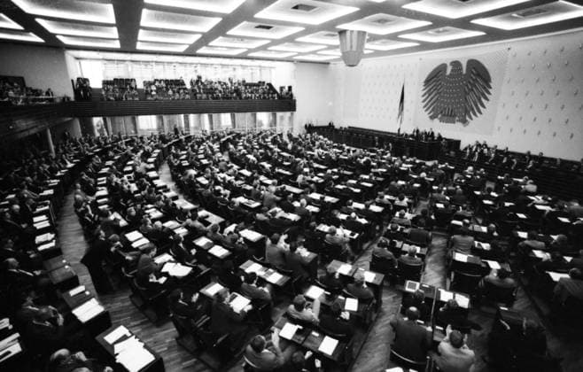 Kabinett Schmidt III 1980 DEU, Deutschland, Bonn: Wahl, Vereidigung und Vorstellung des Schmidt-Kabinetts am 05.11.1980 in Bonn. EU, Germany, Bonn: Election, swearing-in and presentation of the Schmidt Cabinet on 05.11.1980 in Bonn. NRW