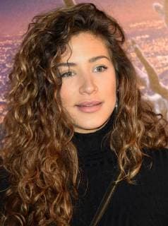 Manon Azem CELEBRITES : Avant premiere du film Santa et Cie - Paris - 03 12 2017 FedericoPestellini Panoramic 