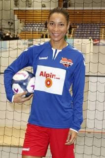 Annabelle Mandeng bem Charity football game Kicken mit Herz 2017 in the Alsterdorfer Sporthalle Hamburg 03 12 2017 Foto:xC.xTamckex xFuturexImage