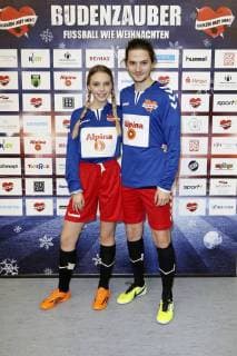 Lina Larissa Strahl and Tilman Pörzgen bem Charity football game Kicken mit Herz 2017 at the Alsterdorfer Sporthalle Hamburg 03 12 2017 Foto:xC.xTamckex xFuturexImage