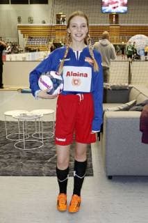 Lina Larissa Strahl bem Charity football game kicking with heart 2017 in the Alsterdorfer sports hall Hamburg 03 12 2017 Foto:xC.xTamckex xFuturexImage