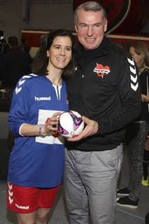 Katja Suding and Udo Riglewski bem charity soccer game Kicken mit Herz 2017 in the Alsterdorfer Sporthalle Hamburg 03 12 2017 Foto:xgbrcix xFuturexImage