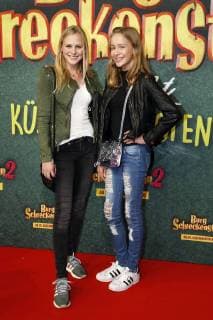 Jolina Marie Ledl and Ayana Ledl at the premiere of the movie Burg Schreckenstein 2 at the Mathäser Filmpalast Munich 03 12 2017 Foto:xD.xBedrosianx xFuturexImage