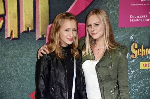 Jolina Marie Ledl and Ayana Ledl at the premiere of the movie Burg Schreckenstein 2 at the Mathäser Filmpalast Munich 03 12 2017 Foto:xP.xSchönbergerx xFuturexImage
