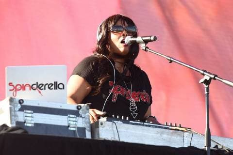 FORT LAUDERDALE BEACH, FL - DECEMBER 03: Deidra Roper DJ Spinderella of Salt N Pepa performs during The Riptide Music Festival on December 3, 2017 in Fort Lauderdale Beach Florida. Copyright: xmpi04x