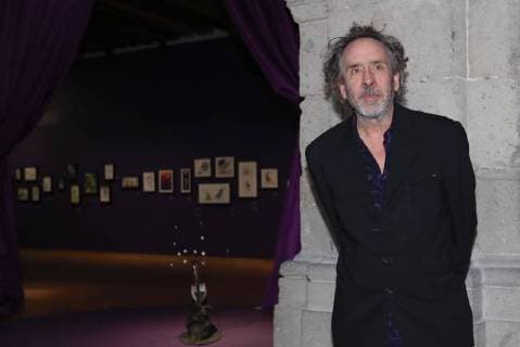 December 4, 2017 - EUM20171204ESP02.JPG.CIUDAD DE MEXICO CinemaCine-Tim Burton.- El cineasta, escritor y disenador estadounidense Tim Burton, durante una conferencia con medios de comunicacion para presentar su exposicion El mundo de Tim Burton , en el Museo Franz Mayer, el lunes 4 de noviembre de 2017. Foto: Agencia EL UNIVERSALBerenice FregosoEVZ  - ZUMAu78_ 20171204_zaf_u78_014 Copyright: xElxUniversalx