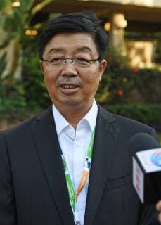 (171205) -- NAIROBI, Dec. 5, 2017 -- Representative Liu Haiying from the Saihanba Afforestation Community receives an interview with Xinhua in Nairobi, Kenya, Dec. 4, 2017. Saihanba Afforestation Community in north China s Hebei Province received the United Nations highest environmental honor, the Champions of the Earth award, during the UN Environment Assembly in Nairobi, for transforming degraded land into a lush paradise. ) (lrz) KENYA-NAIROBI-UN-AWARD-SAIHANBA ChenxCheng 