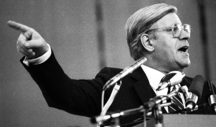 SPD- Parteitag 1982 DEU, Deutschland, München: SPD-Parteitag April 1982. Helmut Schmidt DEU, Germany, Munich: SPD party April 1982. Bayern