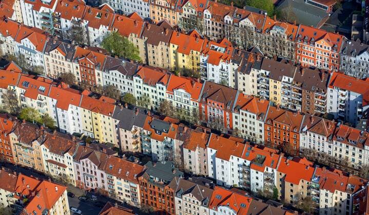 District Linden Nord Blockrandbebauung Rivers Leine and Ihme red tiled roofs St Benno Church Hanover State Capital Lower Saxony Germany ATTENTIONxMINDESTHONORARx60xEURO