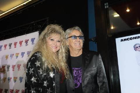 PETER & SLOANE NEWS: Avant premiere STARS 80, La suite - Paris - 05 12 2017 CleaCastel Panoramic 