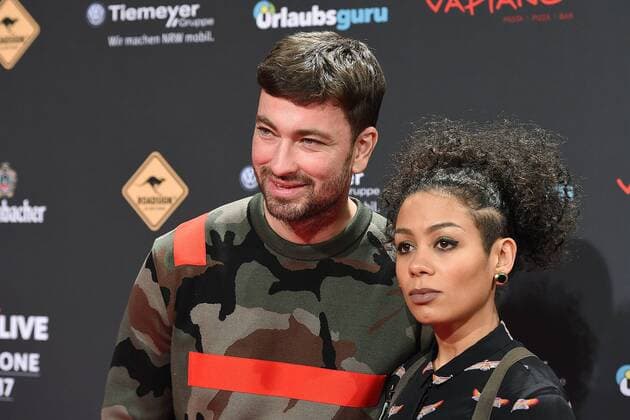 1LIVE Krone 2017 on 07 12 2017 in the Jahrhunderthalle in Bochum The singer Materia and his wife Jadu Freydank xRx