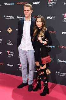 1LIVE Krone 2017 on 07 12 2017 in the Jahrhunderthalle in Bochum Matthias Ginter with girlfriend Christina Raphaella xRx