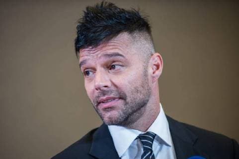 Singer Ricky Martin participates in an interview at the charity gala of the Global Gift Humanitarian Award in Miami, USA, 07 December 2017. The gala is held to raise funds in favor of Puerto Rico and is hosted by actress Eva Longoria and Puerto Rican singer Ricky Martin, who from the hand of their foundations have provided aid to the island. Humanitarian award Global Gift gala in Miami !ACHTUNG: NUR REDAKTIONELLE NUTZUNG!  Copyright: xGiorgioxVierax GIO16 20171208-636483063002506632