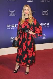 Susan Sideropoulos at the Ghost The Musical Premiere on 7 12 2017 in Berlin Ghost The Musical Premiere on 7 12 2017 in Berlin