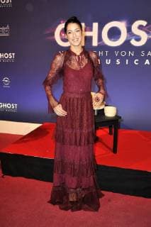 Rebecca Mir at the Ghost The Musical Premiere on 7 12 2017 in Berlin Ghost The Musical Premiere on 7 12 2017 in Berlin