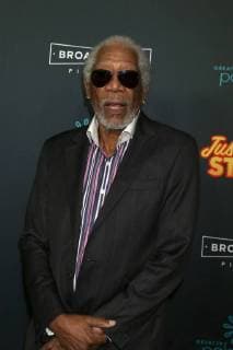 LOS ANGELES - DEC 7: Morgan Freeman at the Just Getting Started Premiere at ArcLight Hollywood on December 7, 2017 in Los Angeles, CA  Copyright: xKathyxHutchinsx xIPAx xHutchinsxPhotox
