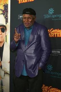 LOS ANGELES - DEC 7: George Wallace at the Just Getting Started Premiere at ArcLight Hollywood on December 7, 2017 in Los Angeles, CA  Copyright: xKathyxHutchinsx xIPAx xHutchinsxPhotox