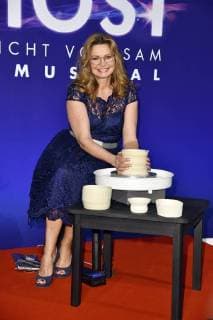 Maren Gilzer at the gala Premiere of Ghost The Musical at the Stage Theater of the West Berlin 07 12 2017 Foto:xN.xKubelkax xFuturexImage