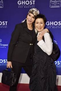 Anouschka Renzi and Renan Demirkan at the gala Premiere of Ghost The Musical at the Stage Theater of the West Berlin 07 12 2017 Foto:xN.xKubelkax xFuturexImage