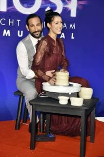 Rebecca Mir with friend Massimo Sinato at the gala Premiere of Ghost The Musical at the Stage Theater of the West Berlin 07 12 2017 Foto:xN.xKubelkax xFuturexImage