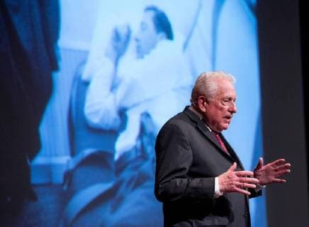 November 30, 2017 - Austin, United States - Former Secret Service agent Clint Hill speaks about his memoirs as a Secret Service agent for five U.S. Presidents at the LBJ Presidential Library November 30, 2017 n Austin, Texas. Austin United States - ZUMAp138 20171130_zaa_p138_066 Copyright: xJayxGodwinx