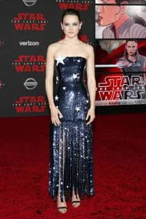 Daisy Ridley at the Star Wars The Last Jedi movie premiere on 9 12 2017 in Los Angeles Star Wars The Last Jedi World Premiere in Los Angeles 2017