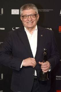 Alexander Sokurov Alexander Sokurov awarded the Lifetime Achievement Award at the 30th European Film Awards 2017 at the Haus der Berliner Festspiele Berlin 09 12 2017 Foto:xC.xNiehausx xFuturexImage