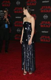 LOS ANGELES, CA - DECEMBER 9: Daisy Ridley, at Premiere Of Disney Pictures And Lucasfilm s Star Wars: The Last Jedi at Shrine Auditorium in Los Angeles, California on December 9, 2017. Copyright: xFayexSadoux