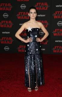 LOS ANGELES, CA - DECEMBER 9: Daisy Ridley, at Premiere Of Disney Pictures And Lucasfilm s Star Wars: The Last Jedi at Shrine Auditorium in Los Angeles, California on December 9, 2017. Copyright: xFayexSadoux