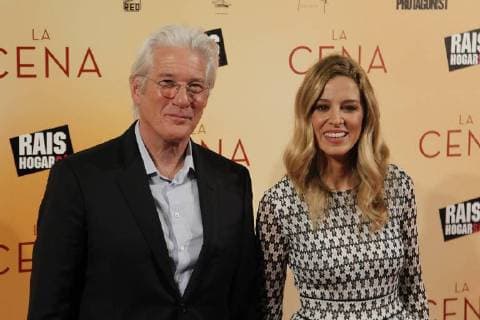 Bilder des Tages Premiere of the film La Cena, with the assistance of its main character Richard Gere. (Photo: Jose Cuesta 261 Cordon Press). Richard Gere and Alejandra Silva. Cordon Press  J.xLuisxCuesta