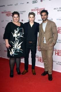 Nadine Wrietz Philip Noah Schwarz and Elyas M Barek at the premiere of the movie This stupid heart in the Mathäser Filmpalast Munich 11 12 2017 Foto:xP.xSchönbergerx xFuturexImage
