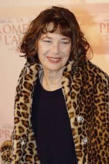 La Promesse de l Aube Premiere in Paris Jane Birkin CELEBRITES : Avant Premiere la Promesse de l Aube - Paris - 12 12 2017 MichaelBaucher Panoramic 