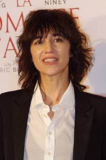 La Promesse de l Aube Premiere in Paris Charlotte Gainsbourg CELEBRITES : Avant Premiere la Promesse de l Aube - Paris - 12 12 2017 MichaelBaucher Panoramic 