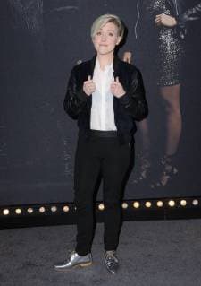 December 12, 2017 - Hollywood, CA, U.S. - 11 December 2017 - Hollywood, California - Hannah Hart. Pitch Perfect 3 Los Angeles Premiere held at Dolby Theatre in Hollywood. Photo Credit: AdMedia Hollywood U.S. - ZUMAa123 20171212_zaa_a123_282 Copyright: xBirdiexThompsonx