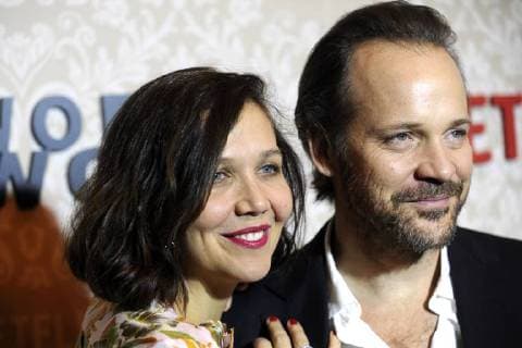Maggie Gyllenhaal and Peter Sarsgaard at the premiere of the Netflix series Wormwood at The Campbell New York 12 12 2017 Foto:xD.xVanxTinex xFuturexImage