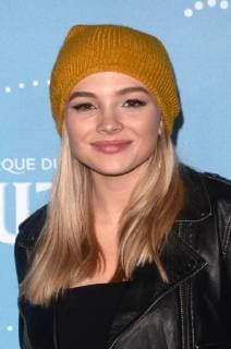 LOS ANGELES, CA - DECEMBER 12: Natalie Alyn Lind at Cirque du Soleil s Los Angeles premiere event of Luzia at Dodger Stadium on December 12, 2017 in Los Angeles, California. Copyright: xDavidxEdwardsx