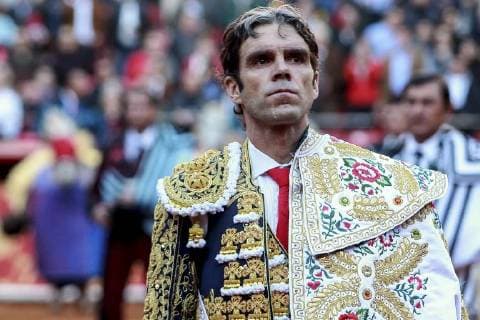 Josa Tomas charity bullfighting in aid of the earthquake victims in the bullring La Monumental Mexico City 13 12 2017 Jose Tomas  Foto:xDyDxFotografosx xFuturexImage