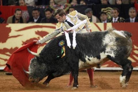 El July at the Charity Bullfight in aid of the earthquake victims in the bullring La Monumental Mexico City 13 12 2017 El Juli  Foto:xDyDxFotografosx xFuturexImage