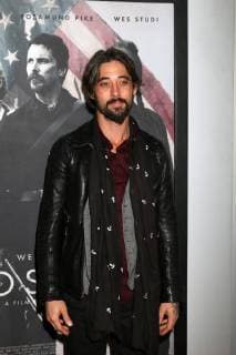 LOS ANGELES - DEC 14: Ryan Bingham at the Hostiles Premiere at Samuel Goldwyn Theater, The Academy of Motion Picture Arts and Sciences on December 14, 2017 in Beverly Hills, CA  Copyright: xKathyxHutchinsx xIPAx xHutchinsxPhotox