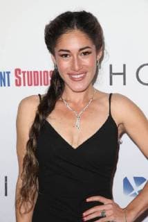 BEVERLY HILLS, CA - DECEMBER 14: Q Orianka Kilvcher, at Premiere Of Entertainment Studios Motion Pictures Hostiles at Samuel Goldwyn Theater, In Beverly Hills, California on December 14, 2017. Copyright: xFayexSadoux